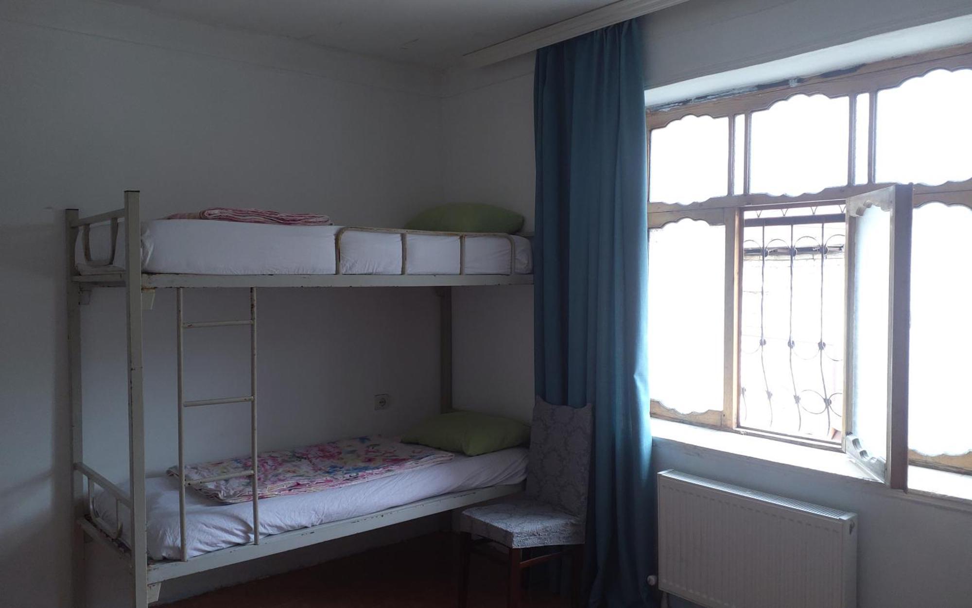 Canal Hostel Шекі Екстер'єр фото