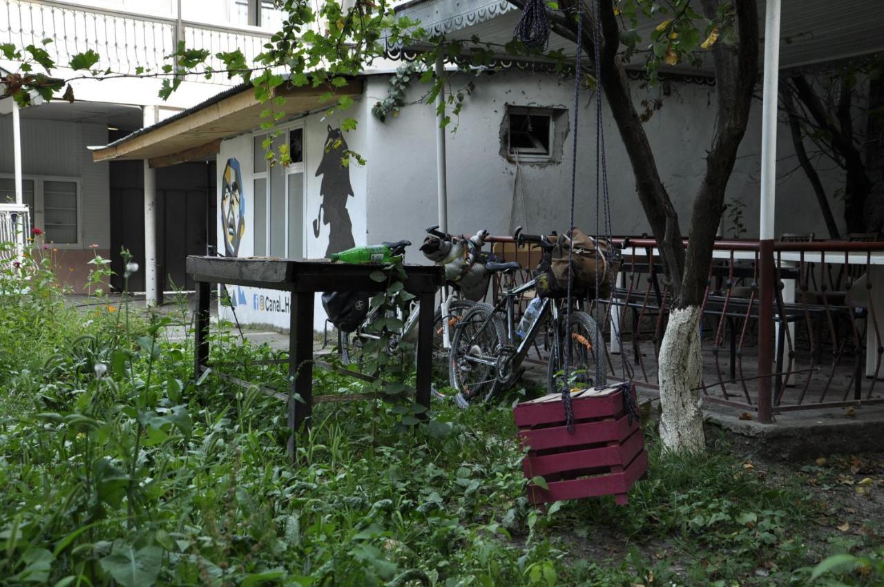 Canal Hostel Шекі Екстер'єр фото
