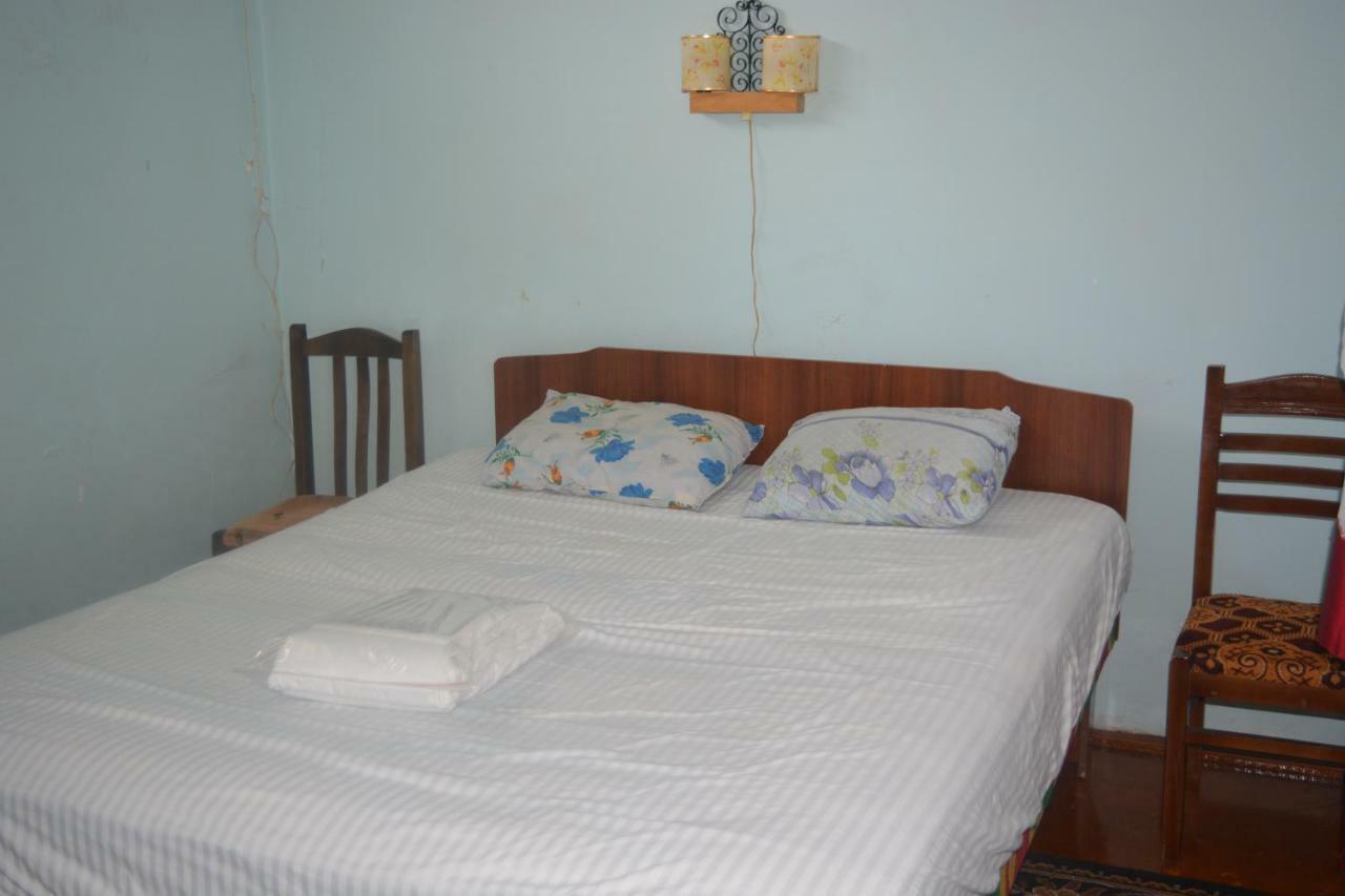 Canal Hostel Шекі Екстер'єр фото