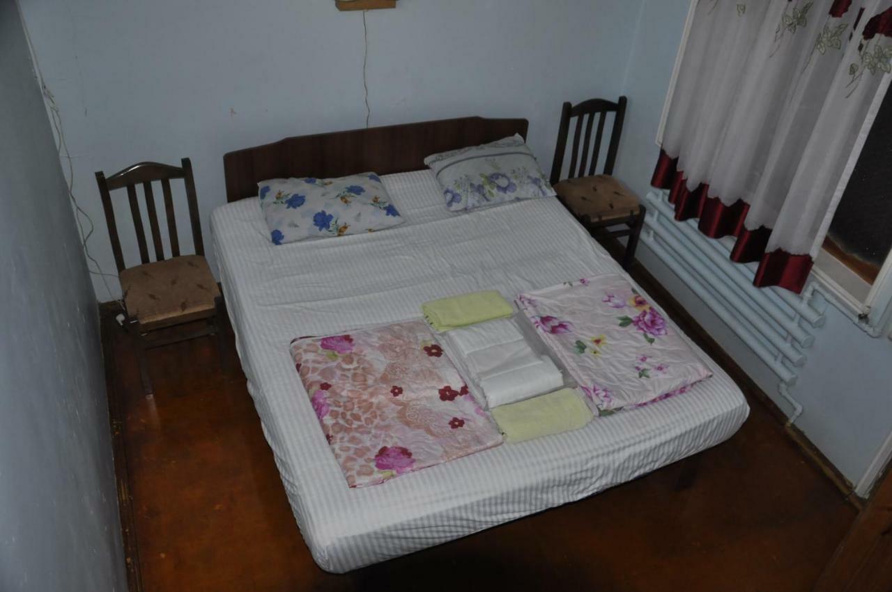Canal Hostel Шекі Екстер'єр фото