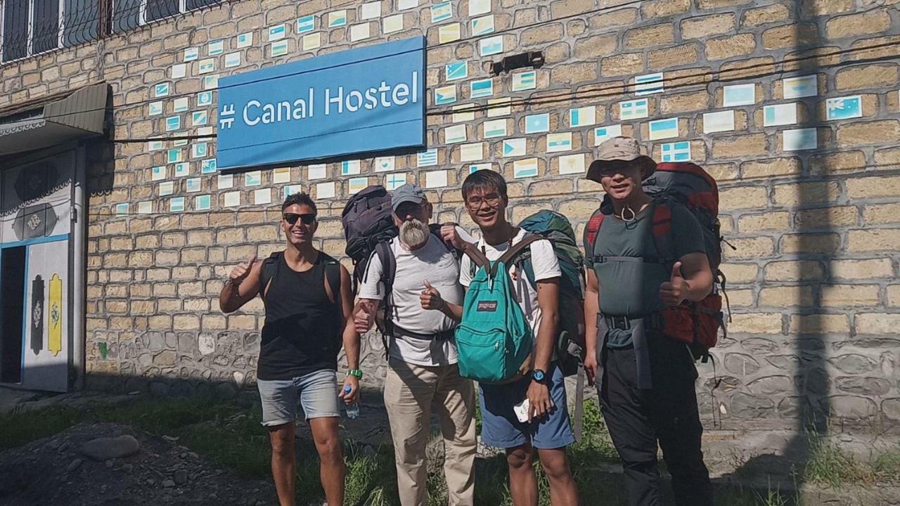 Canal Hostel Шекі Екстер'єр фото