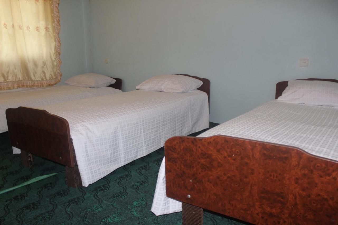 Canal Hostel Шекі Екстер'єр фото